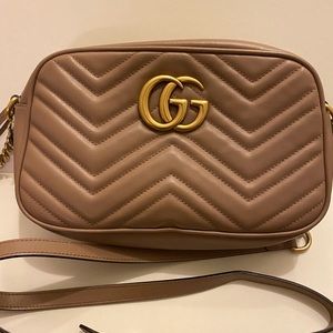 Authentic 💯 Gucci crossbody bag